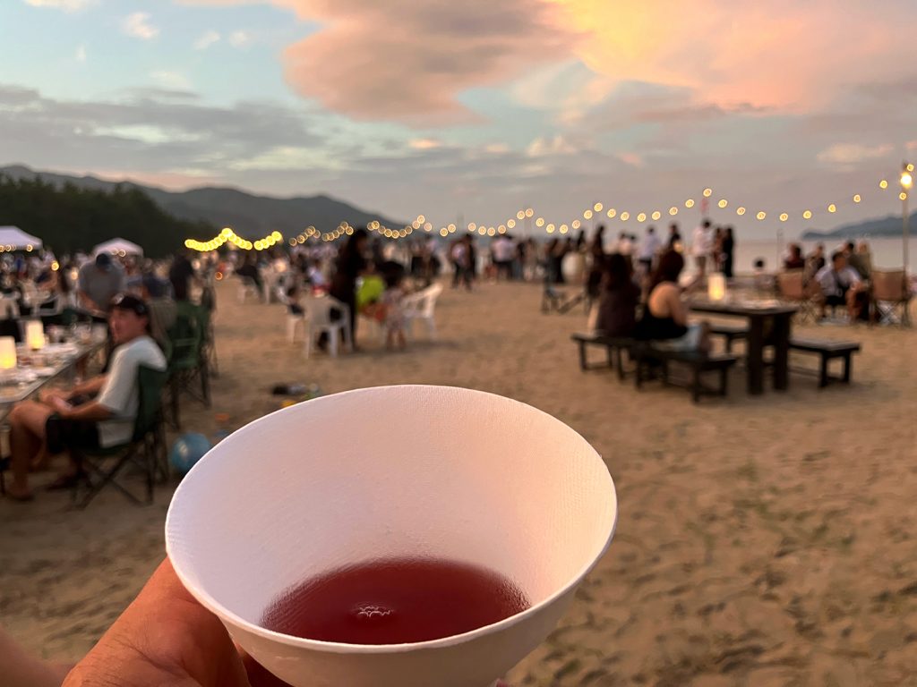 写真：天橋立に遊ぶ