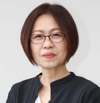 松山 江里　教授