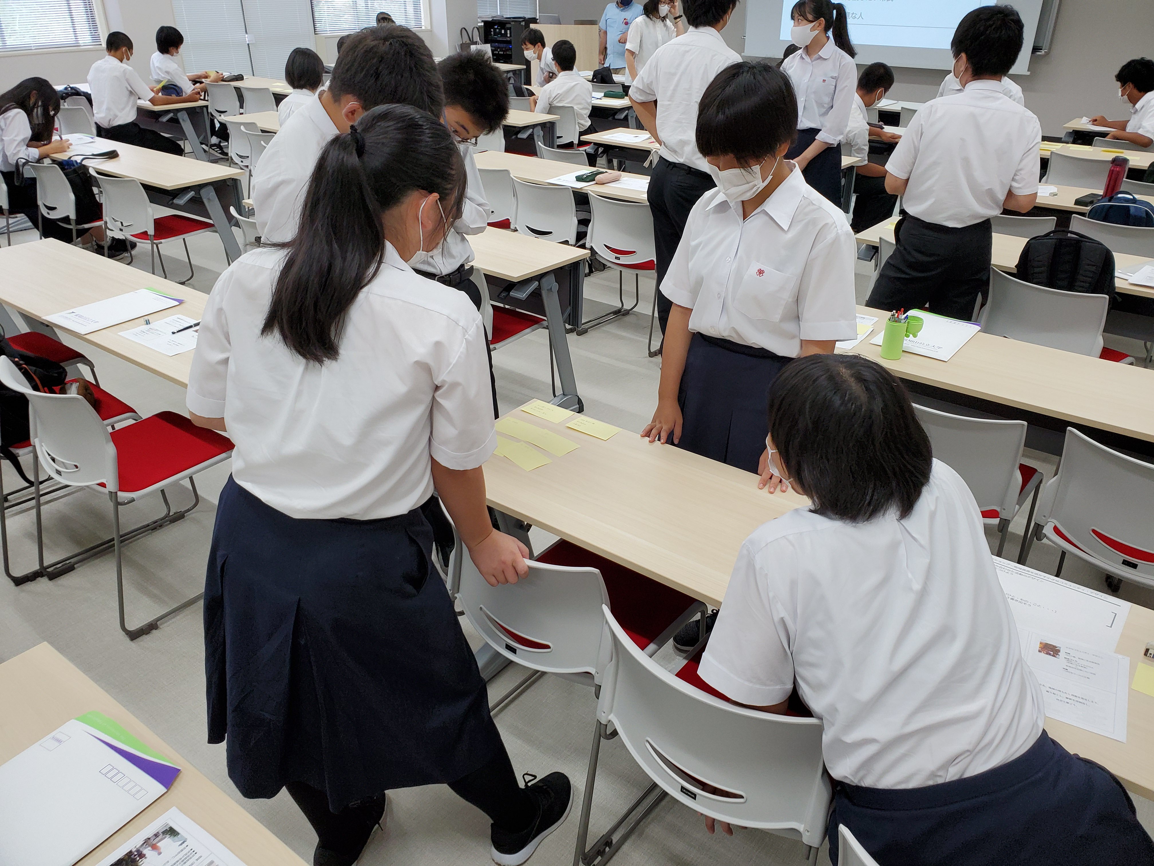 兵庫県立神戸商業高等学校の皆さんが本学を見学されました 福知山公立大学