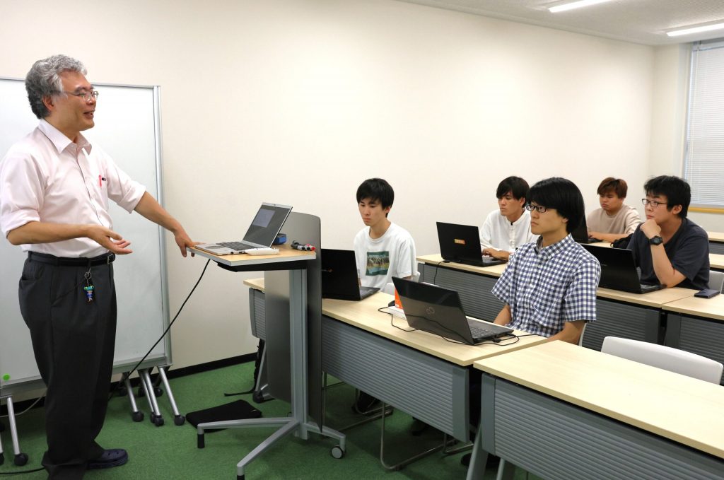 遠藤裕一朗さんゼミ風景2