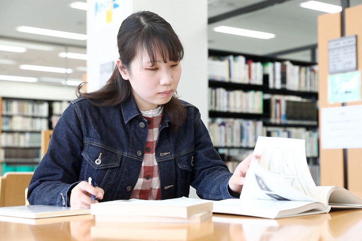 成瀬花音さん勉強風景