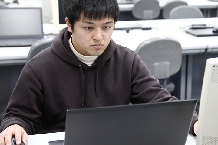津久井陽世さん勉強風景2