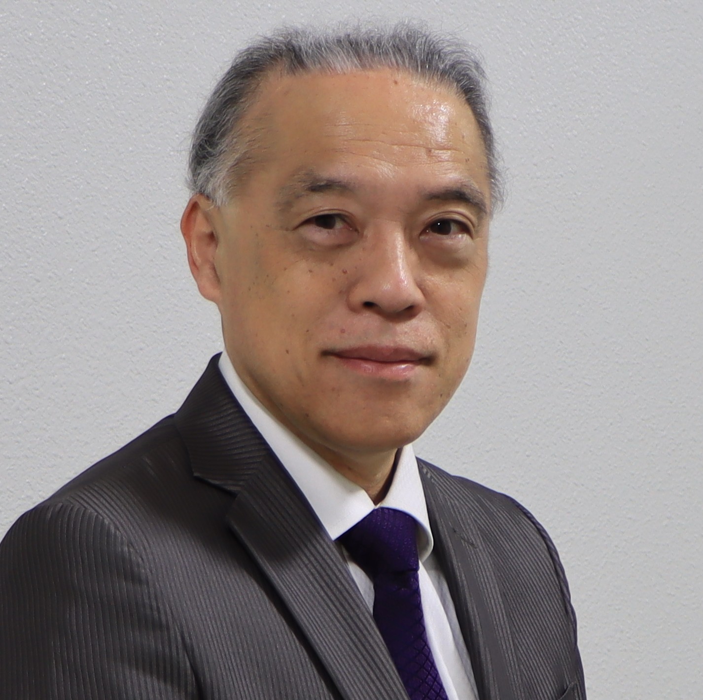 谷岡 慎一　教授